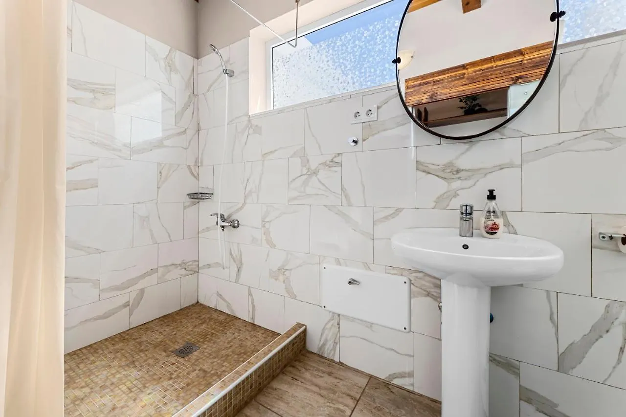 E Ensuite Vacation Apartment Lanzarote Arrecife