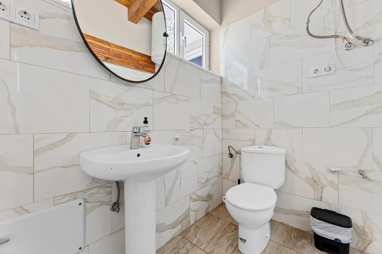 E Ensuite Vacation Apartment Lanzarote Arrecife